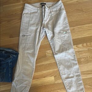 Women's tan cargo pocket cropped  pants with zipper details